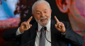 Lula assina decreto que reajusta salário mínimo para R$ 1.412